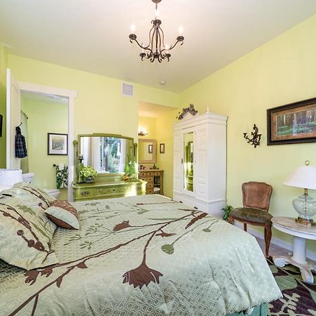 Lake'S Edge Tuscan Lodge Manson ภายนอก รูปภาพ