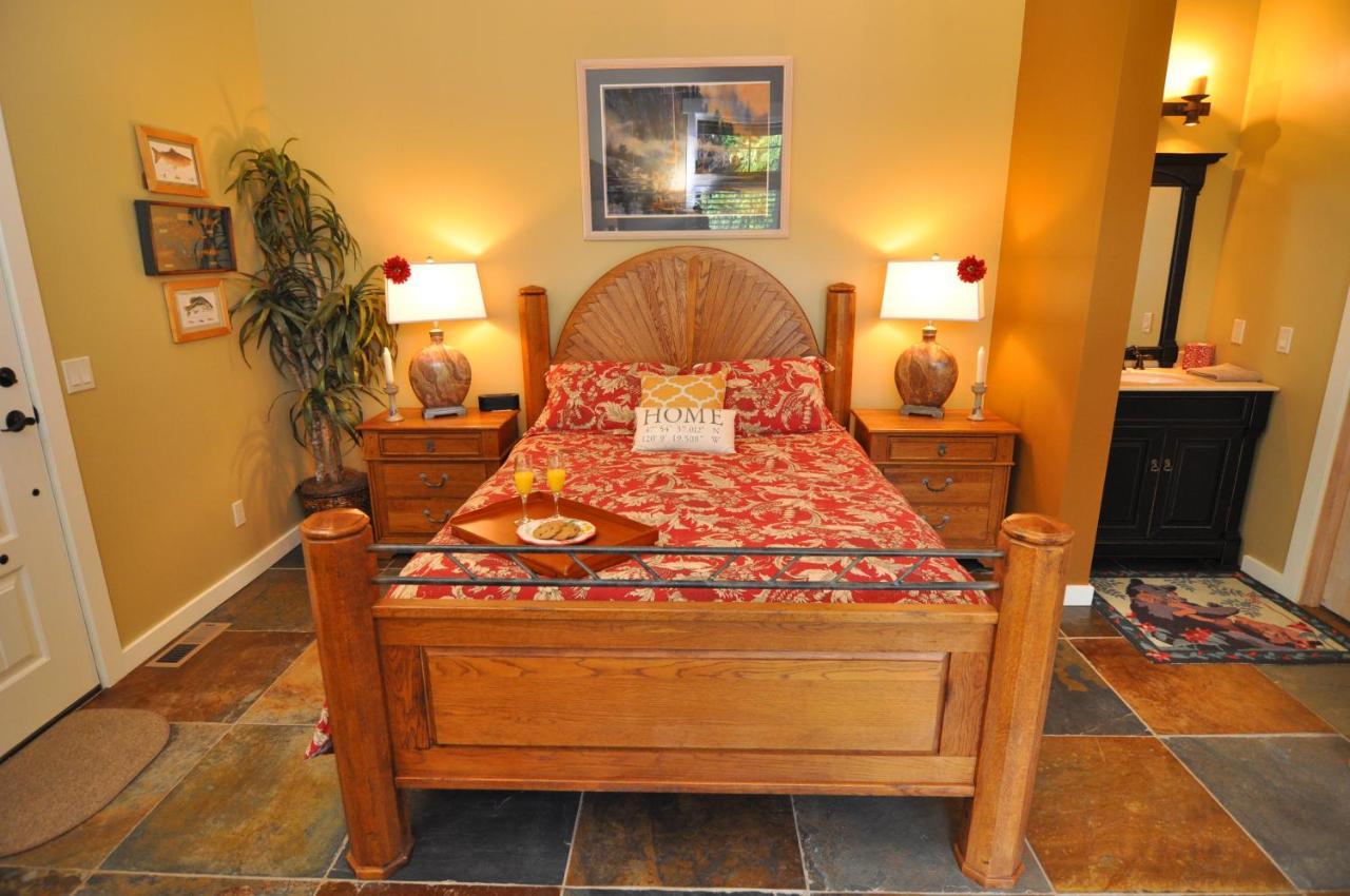 Lake'S Edge Tuscan Lodge Manson ห้อง รูปภาพ